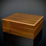 Cigar Humidor Walnut Veneer HU16 - 25 Cigar Capacity