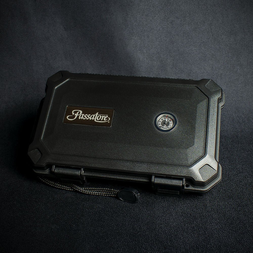 Passatore 5 Cigar Travel Humidor Black - Black Waterproof