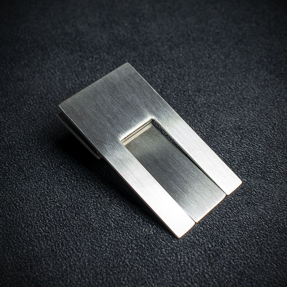 Portable Metal Cigar Stand