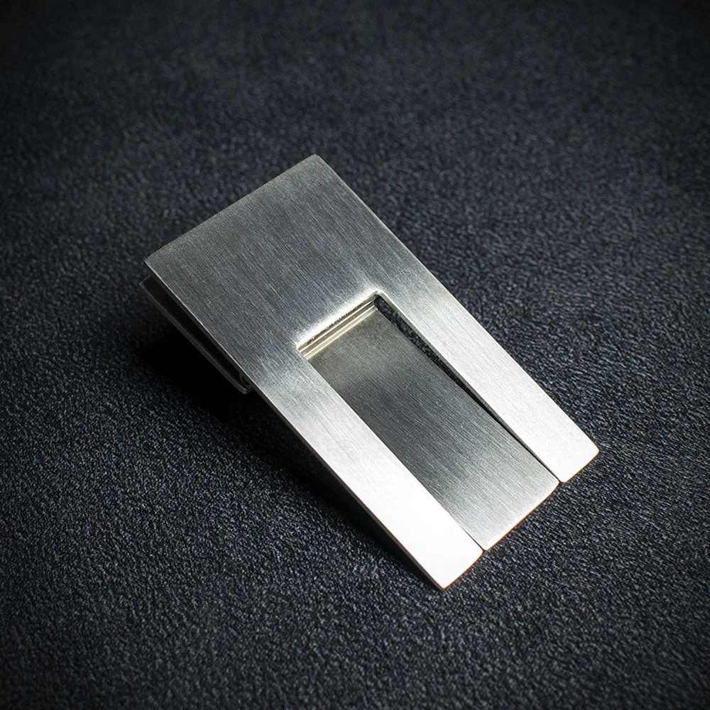 Portable Metal Cigar Stand